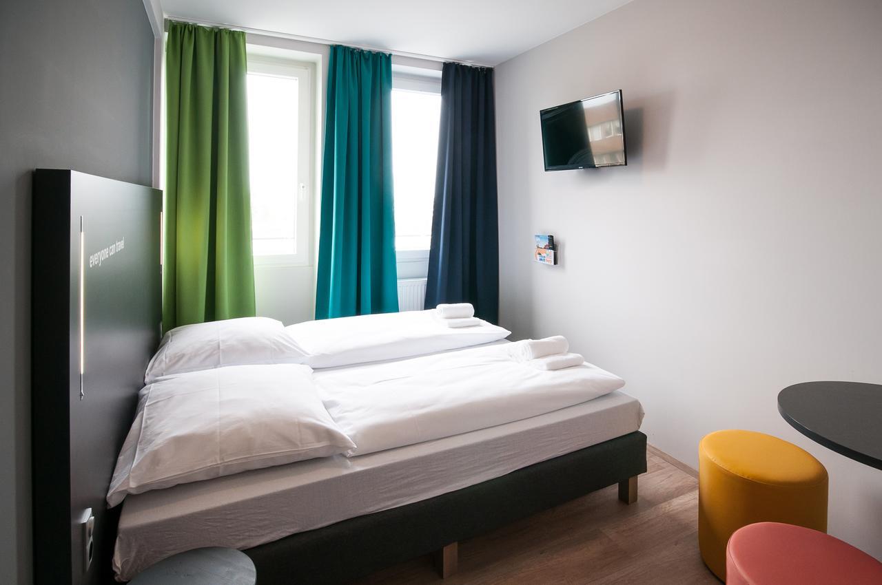 A&O Bremen Hauptbahnhof Hotel ภายนอก รูปภาพ