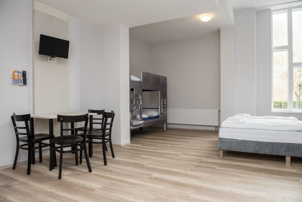 A&O Bremen Hauptbahnhof Hotel ภายนอก รูปภาพ